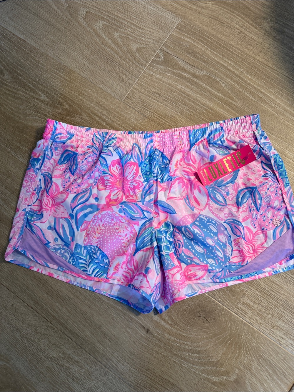 Lilly Pulitzer Pink Tropical Floral Women’s Shorts